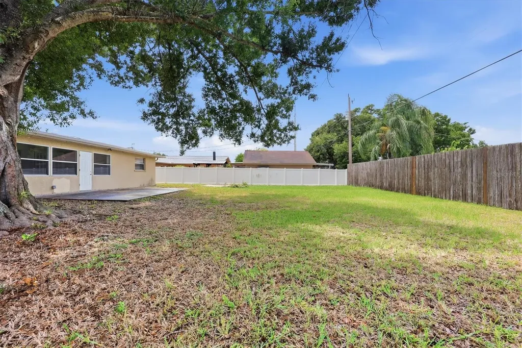 2173 Fiesta Drive Sarasota FL 34231