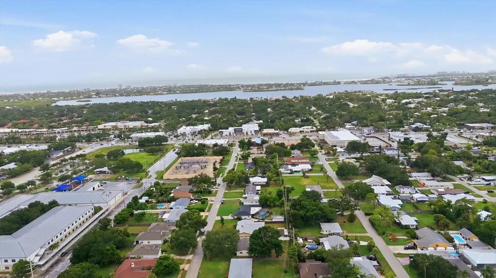 2173 Fiesta Drive Sarasota FL 34231