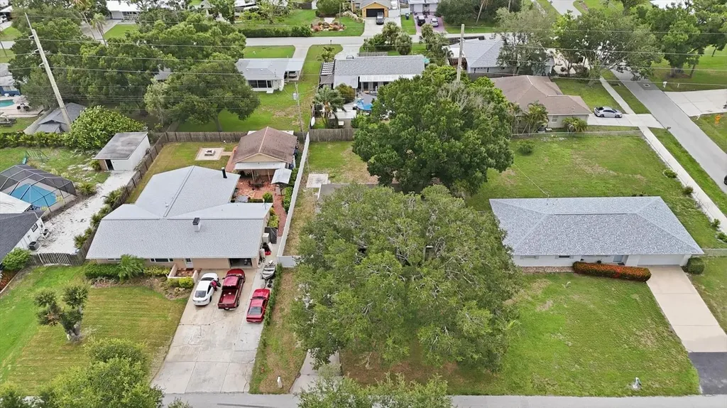 2173 Fiesta Drive Sarasota FL 34231