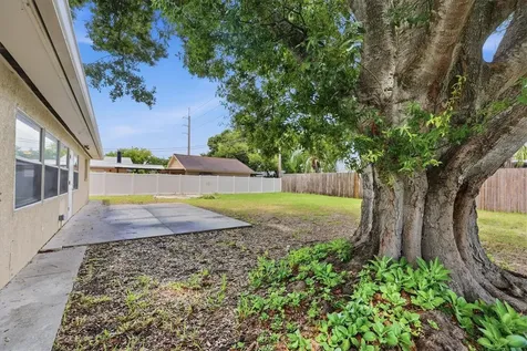 2173 Fiesta Drive Sarasota FL 34231
