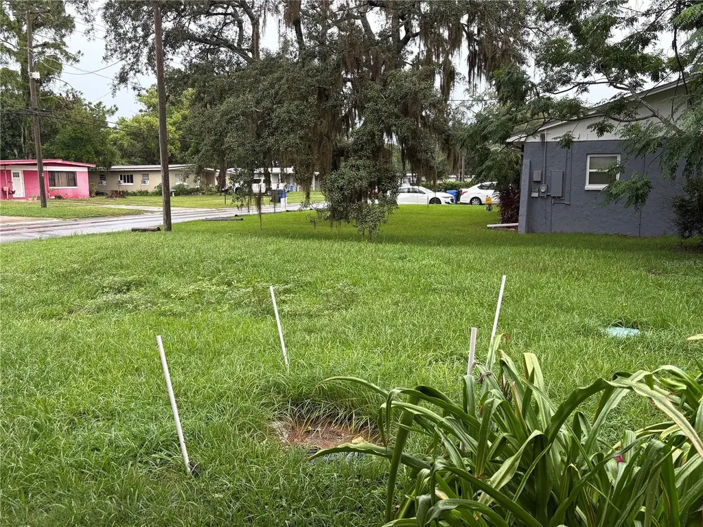 7121 N 50th Street Tampa FL 33617