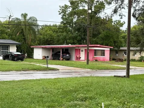 7121 N 50th Street Tampa FL 33617