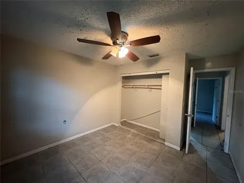 7121 N 50th Street Tampa FL 33617