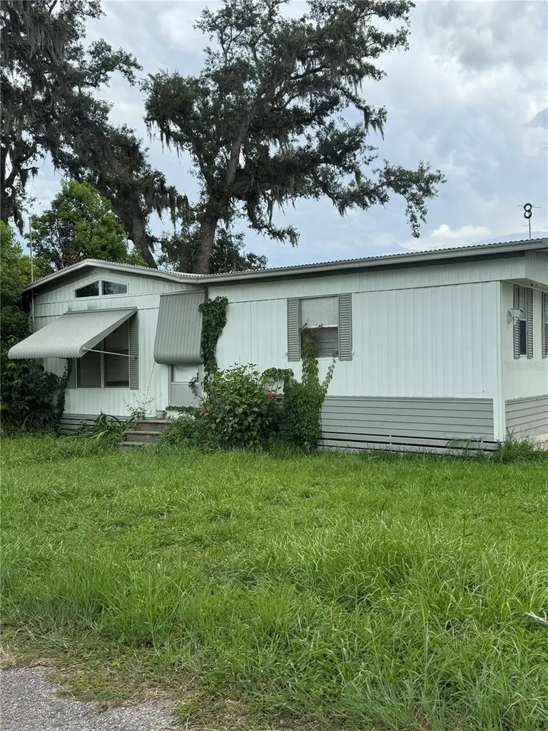 39611 Gloryland Drive Dade City FL 33525