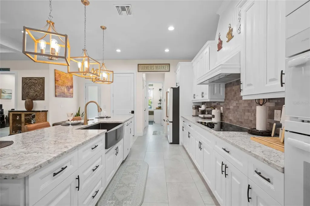 17601 Hanna Road Lutz FL 33549