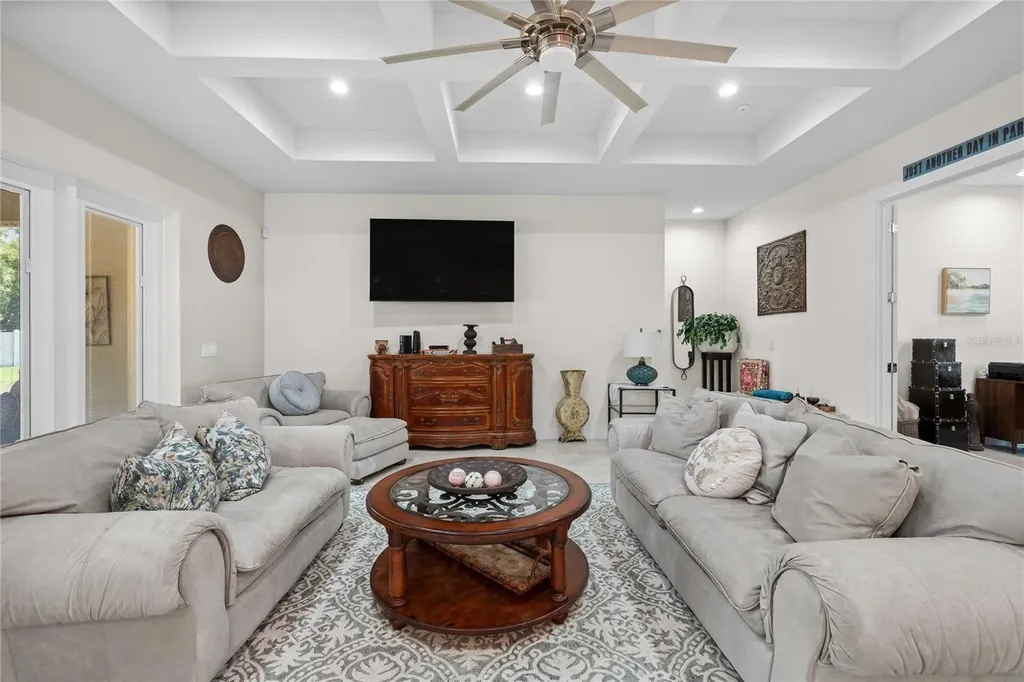 17601 Hanna Road Lutz FL 33549