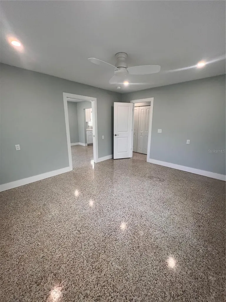 40 82nd Avenue S Treasure Island FL 33706