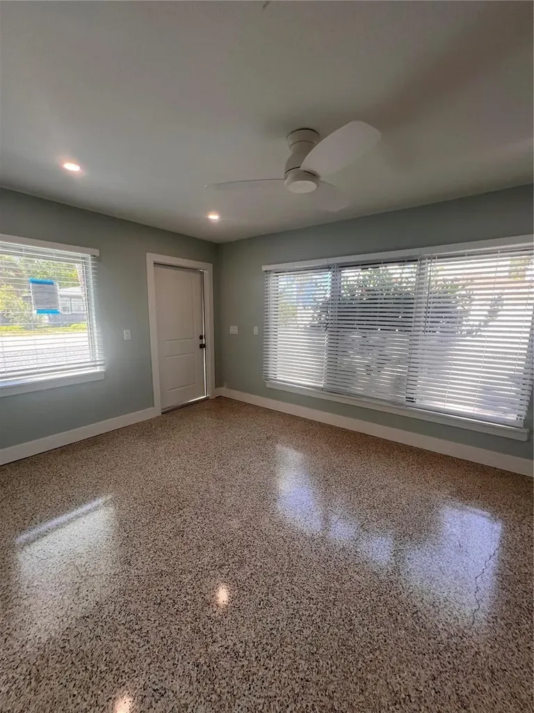 40 82nd Avenue S Treasure Island FL 33706