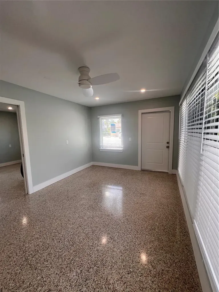 40 82nd Avenue S Treasure Island FL 33706