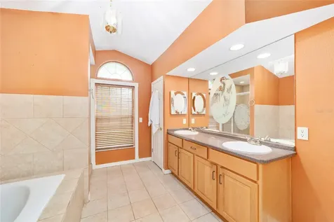133 N Mcgowan Crystal River FL 34429