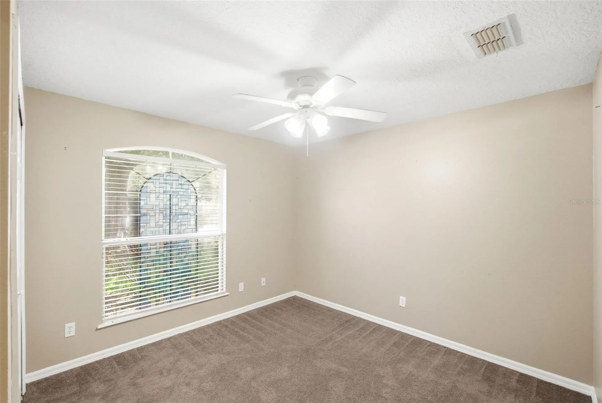 2255 Merry Road Tavares FL 32778