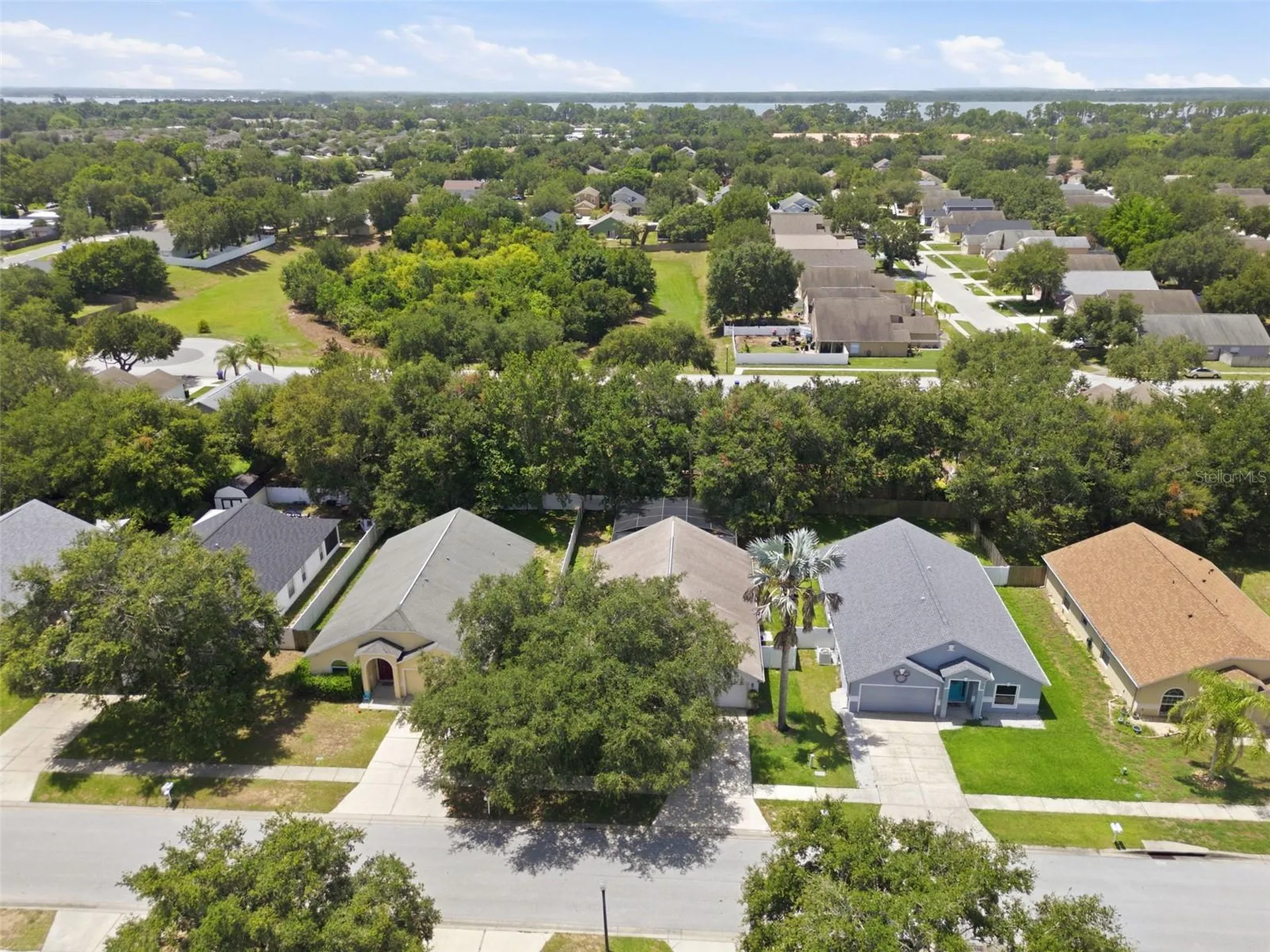 2255 Merry Road Tavares FL 32778