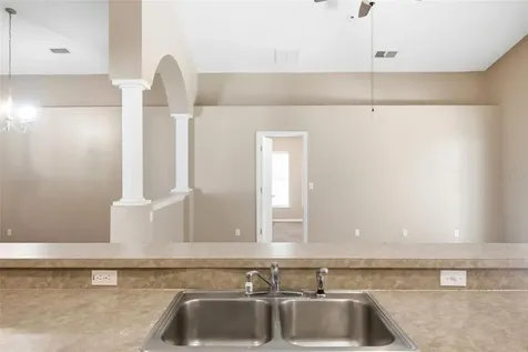 2255 Merry Road Tavares FL 32778
