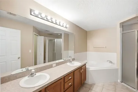 2255 Merry Road Tavares FL 32778