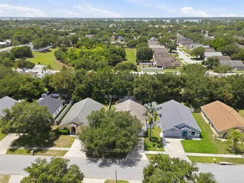 2255 Merry Road Tavares FL 32778