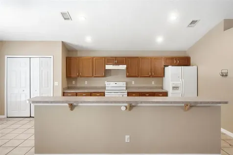 2255 Merry Road Tavares FL 32778