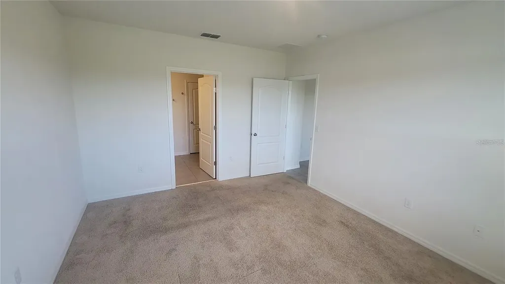 1128 Fox Path Davenport FL 33837