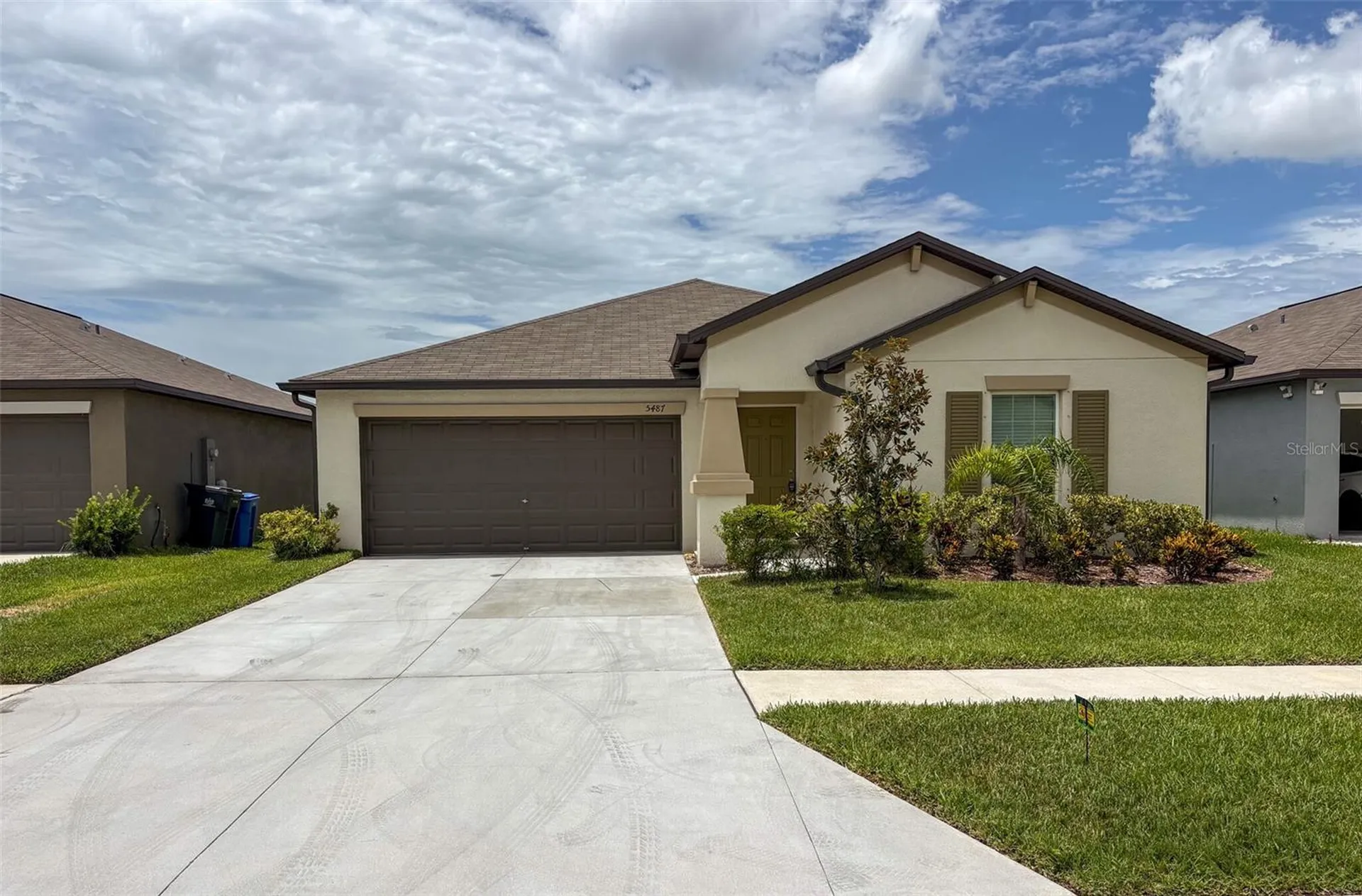 5487 Blue Azure Drive Wimauma FL 33598