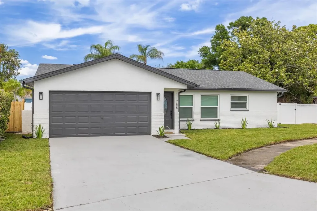 11785 108th Avenue N Largo FL 33778