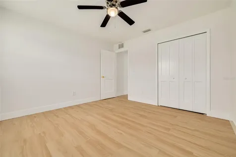 11785 108th Avenue N Largo FL 33778