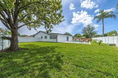 11785 108th Avenue N Largo FL 33778