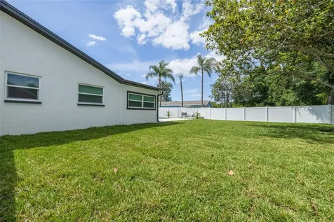 11785 108th Avenue N Largo FL 33778