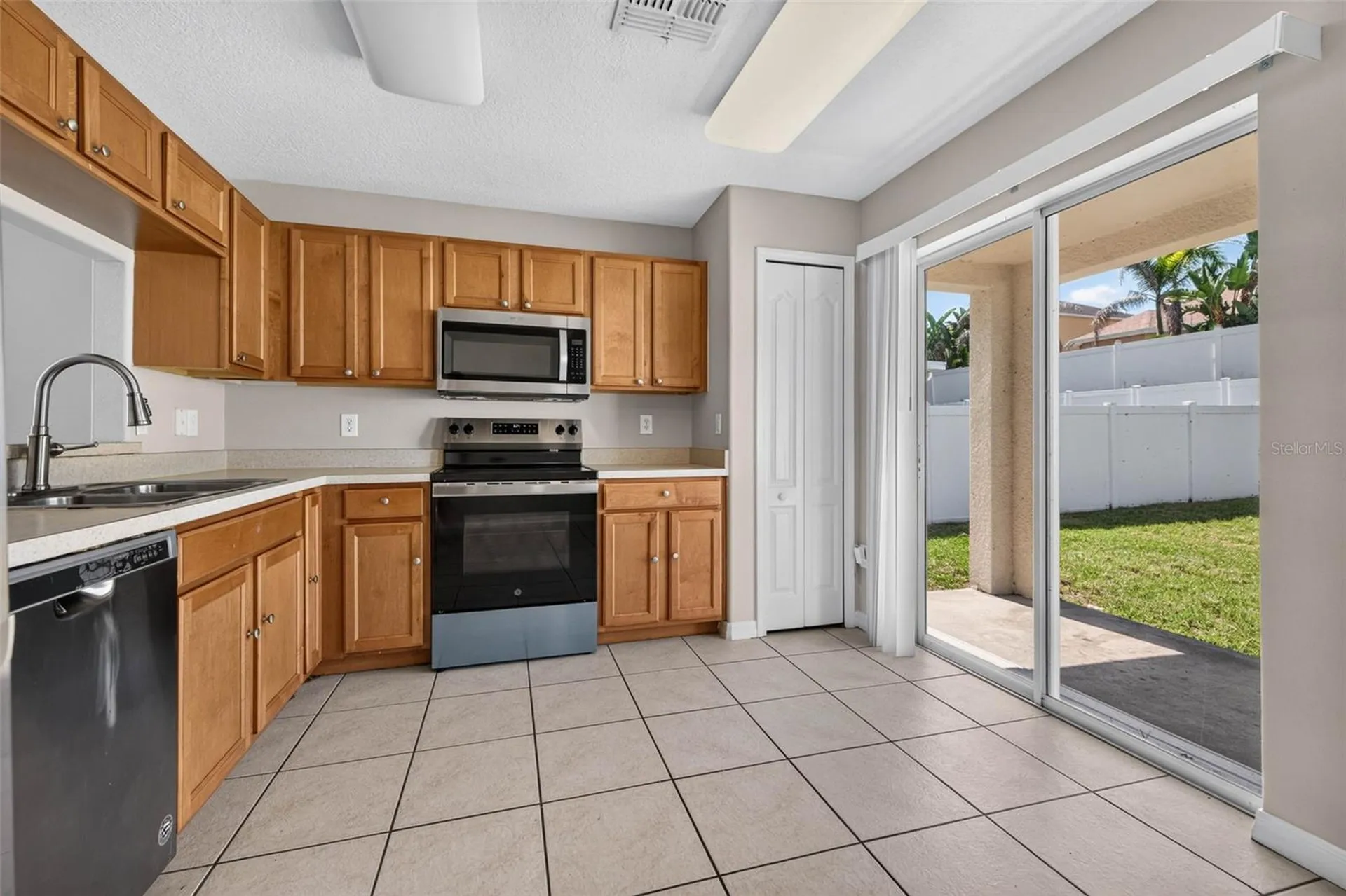 10717 Shady Preserve Drive Riverview FL 33579