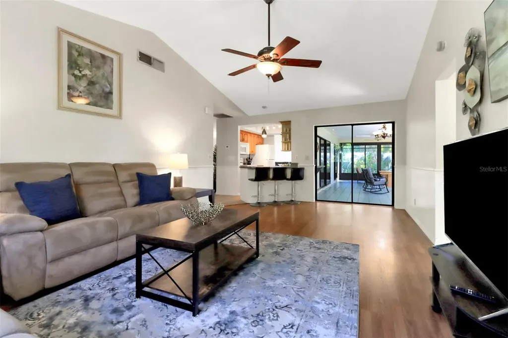4800 SW 12th Place Cape Coral FL 33914