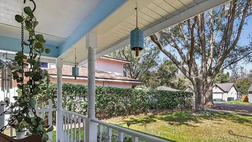 1580 Dorset Drive Mount Dora FL 32757