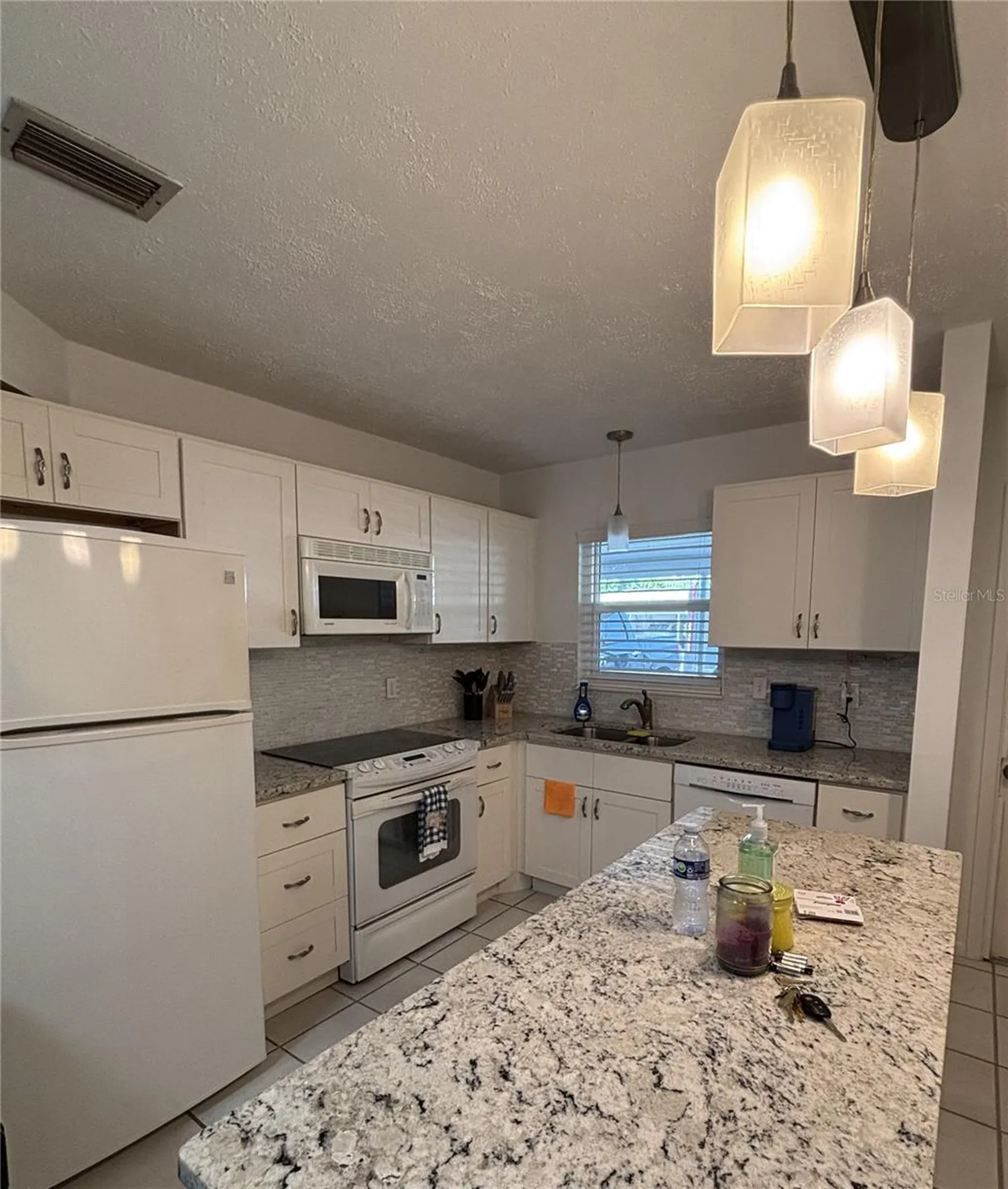 2115 9th Avenue W Bradenton FL 34205