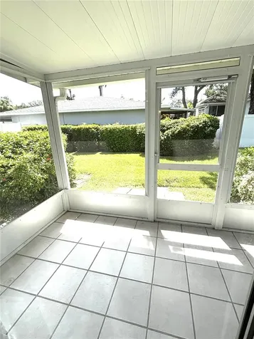 2115 9th Avenue W Bradenton FL 34205