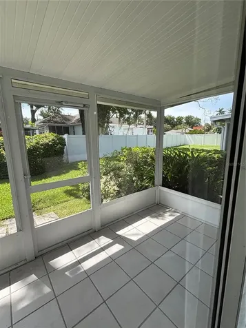 2115 9th Avenue W Bradenton FL 34205