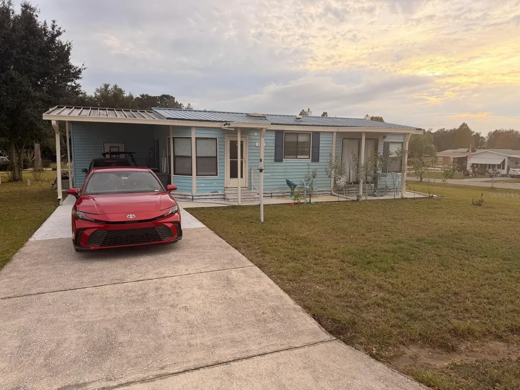 121 Hyde Park Court Davenport FL 33897
