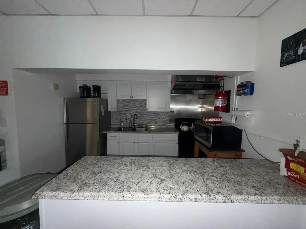 121 Hyde Park Court Davenport FL 33897