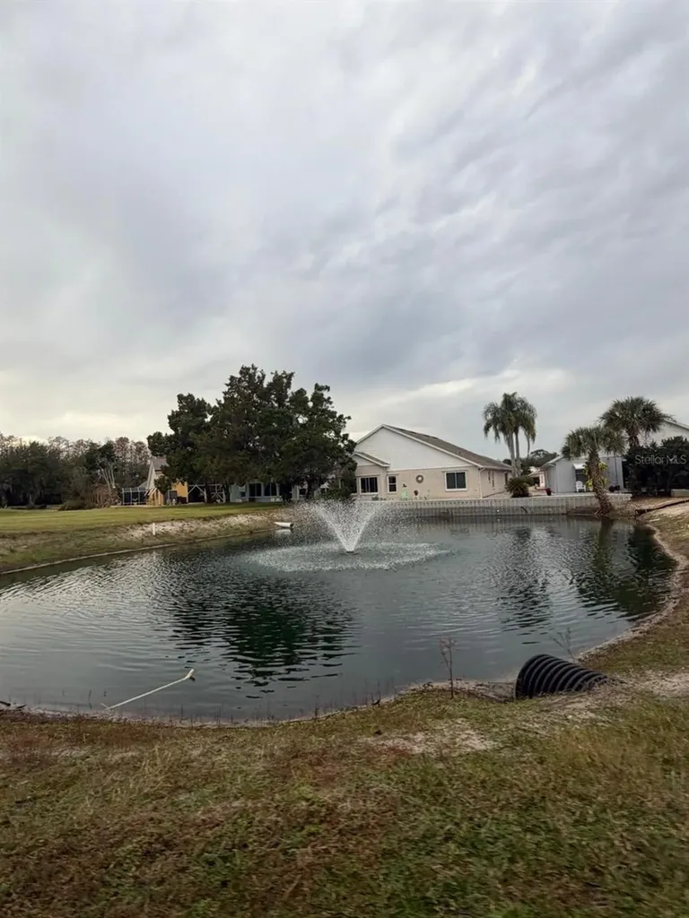 121 Hyde Park Court Davenport FL 33897
