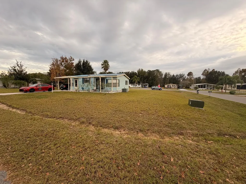 121 Hyde Park Court Davenport FL 33897