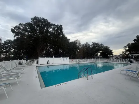 121 Hyde Park Court Davenport FL 33897