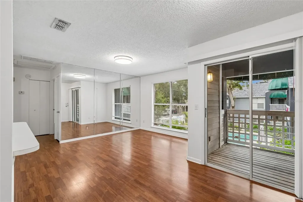 606 S Albany Avenue Tampa FL 33606