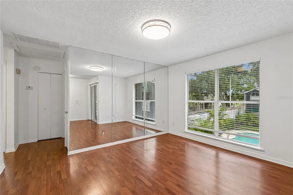606 S Albany Avenue Tampa FL 33606