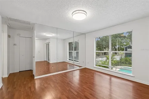 606 S Albany Avenue Tampa FL 33606