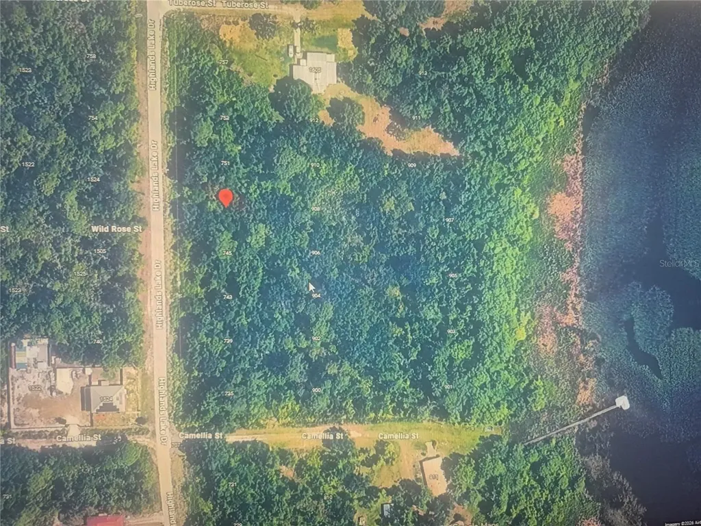 749 Highlands Lake Drive Lake Placid FL 33852