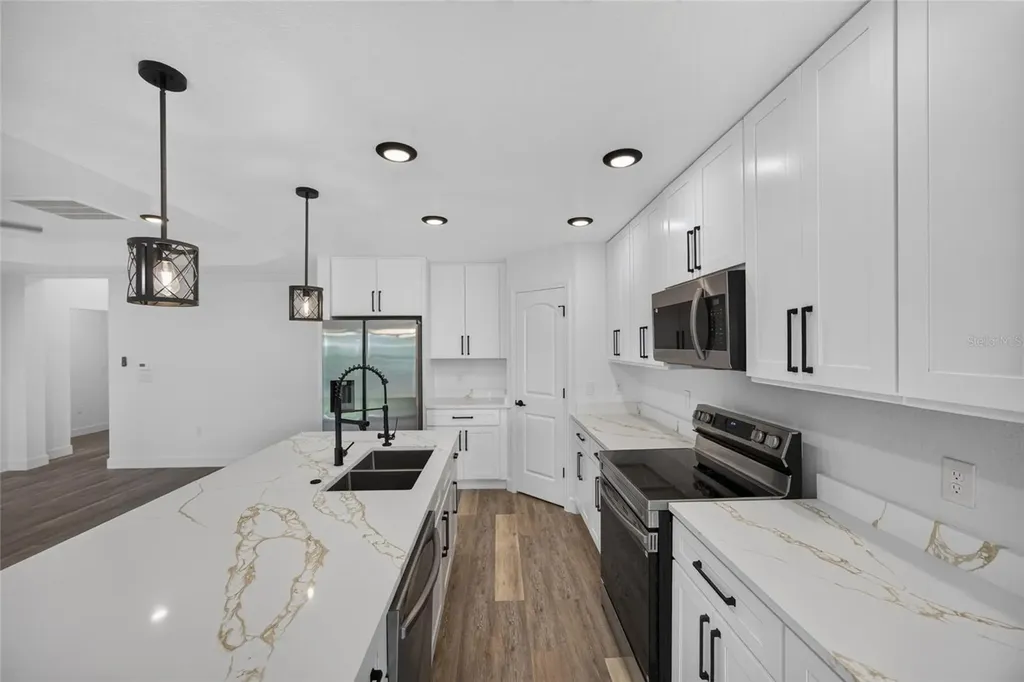 2225 Mccarthy Avenue Sanford FL 32771