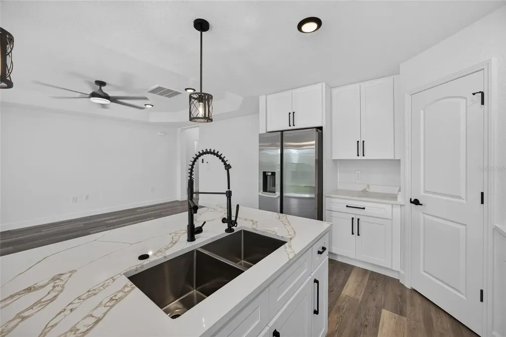 2225 Mccarthy Avenue Sanford FL 32771