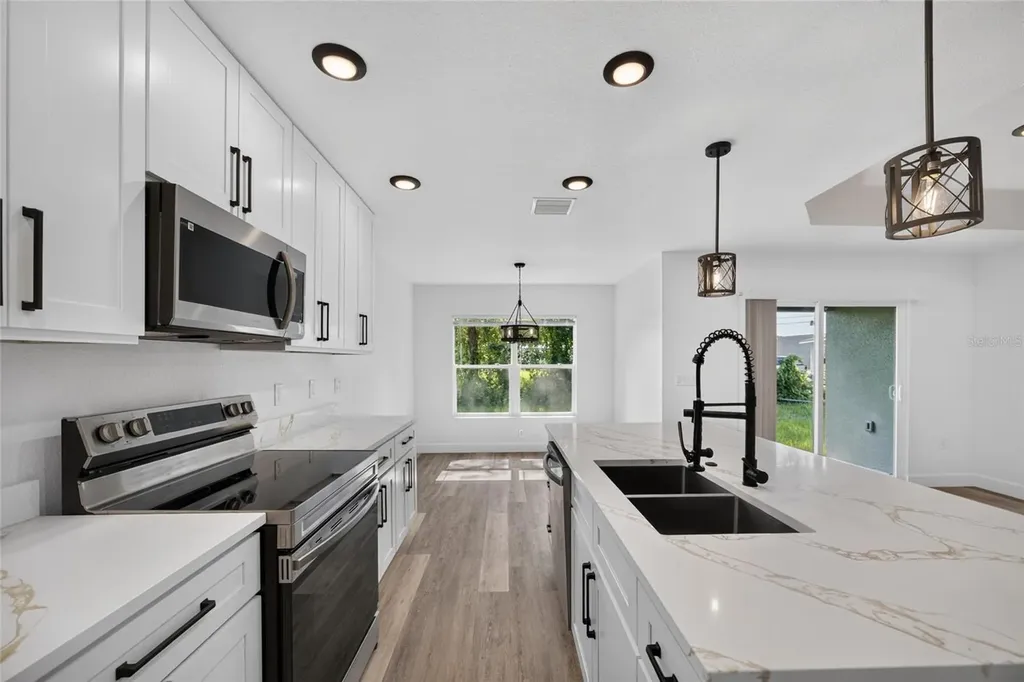 2225 Mccarthy Avenue Sanford FL 32771