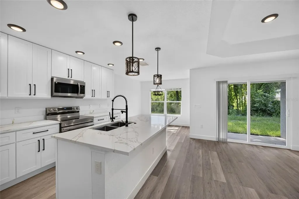 2225 Mccarthy Avenue Sanford FL 32771