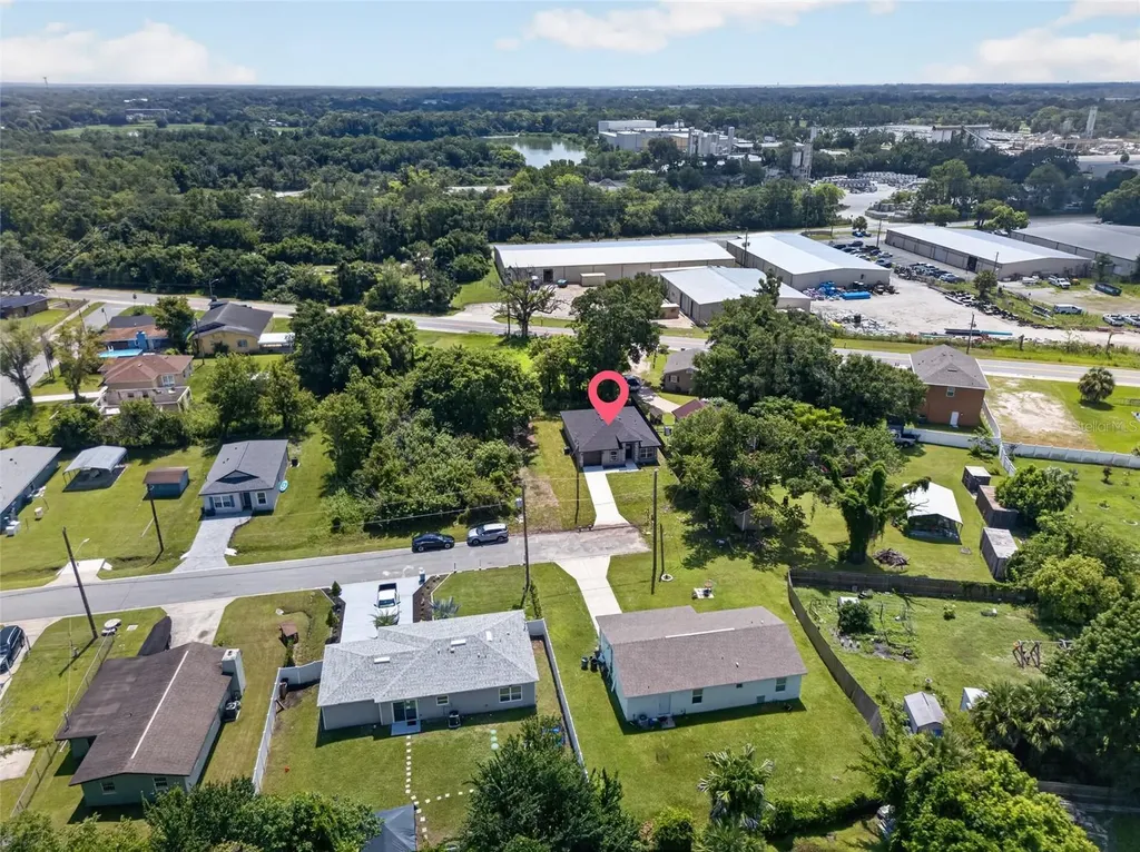 2225 Mccarthy Avenue Sanford FL 32771