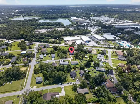 2225 Mccarthy Avenue Sanford FL 32771