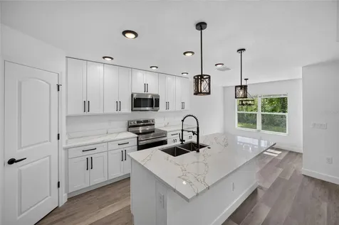 2225 Mccarthy Avenue Sanford FL 32771