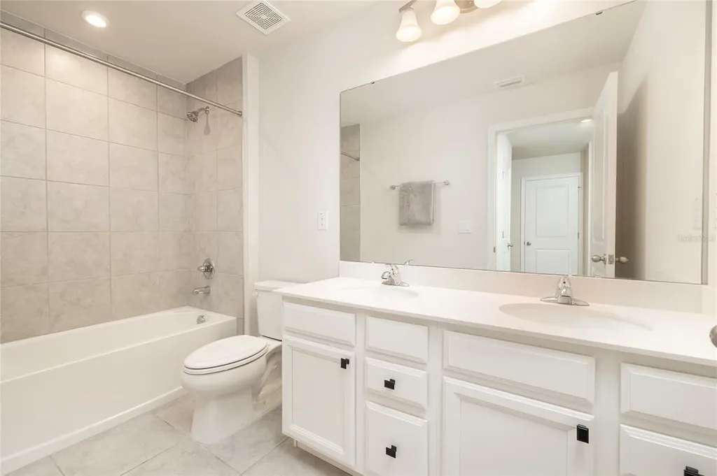 4298 Harbour Palm Drive Holiday FL 34691