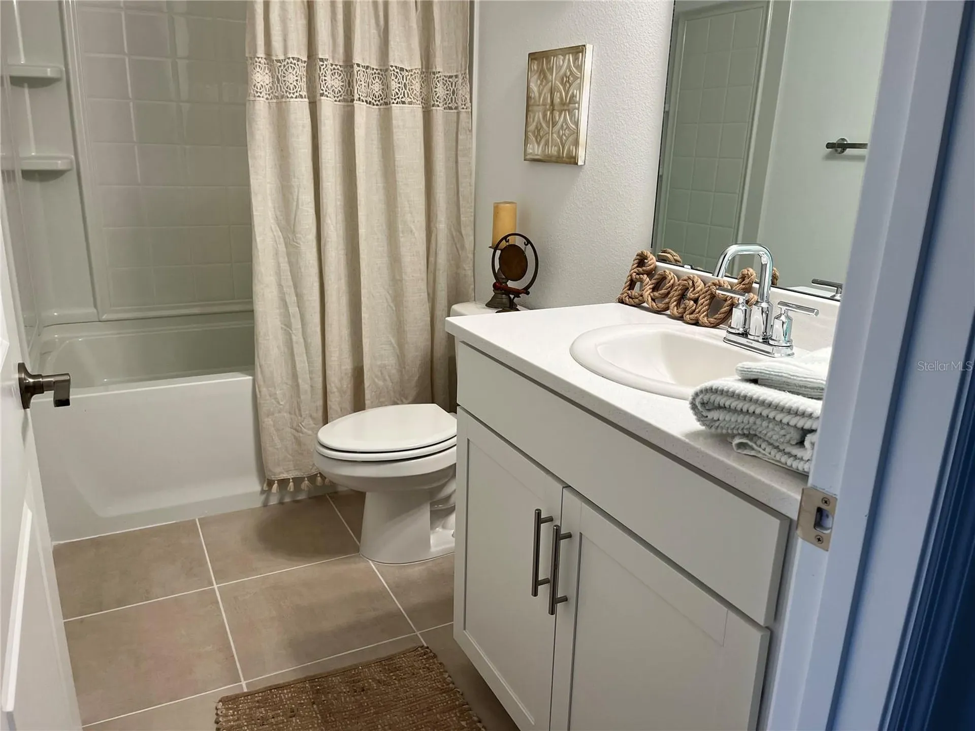 8500 Lunar Skye Street Sarasota FL 34241